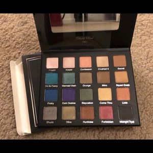 Violet Voss Drenched Metal Eyeshadow Palette